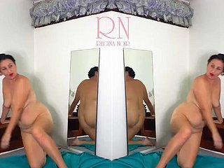 Gêmeos posando em lingerie de malha, lingerie sexy. Misture 1
