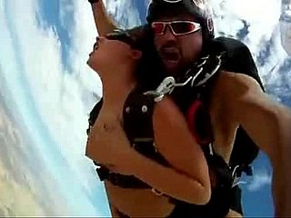 Alex Torres Sweepings khiêu dâm Skydive