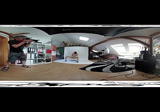 Antonia Sainz 05 - Vidéo des coulisses avant coryza masturbation 3DVR 360 UP-DOWN