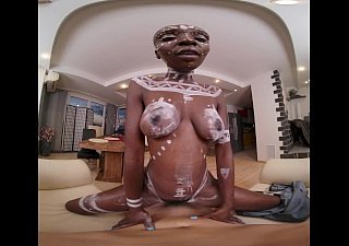VRConk Princesa africana cachonda le encanta follar paintbrush chicos blancos porno en realidad practicable